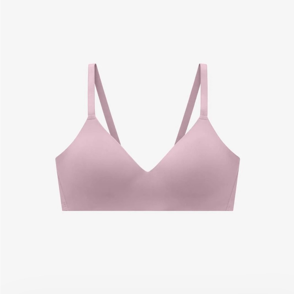 *UNUSED WITH TAGS* Pink Seamless Wireless Bra with Adjustable Straps